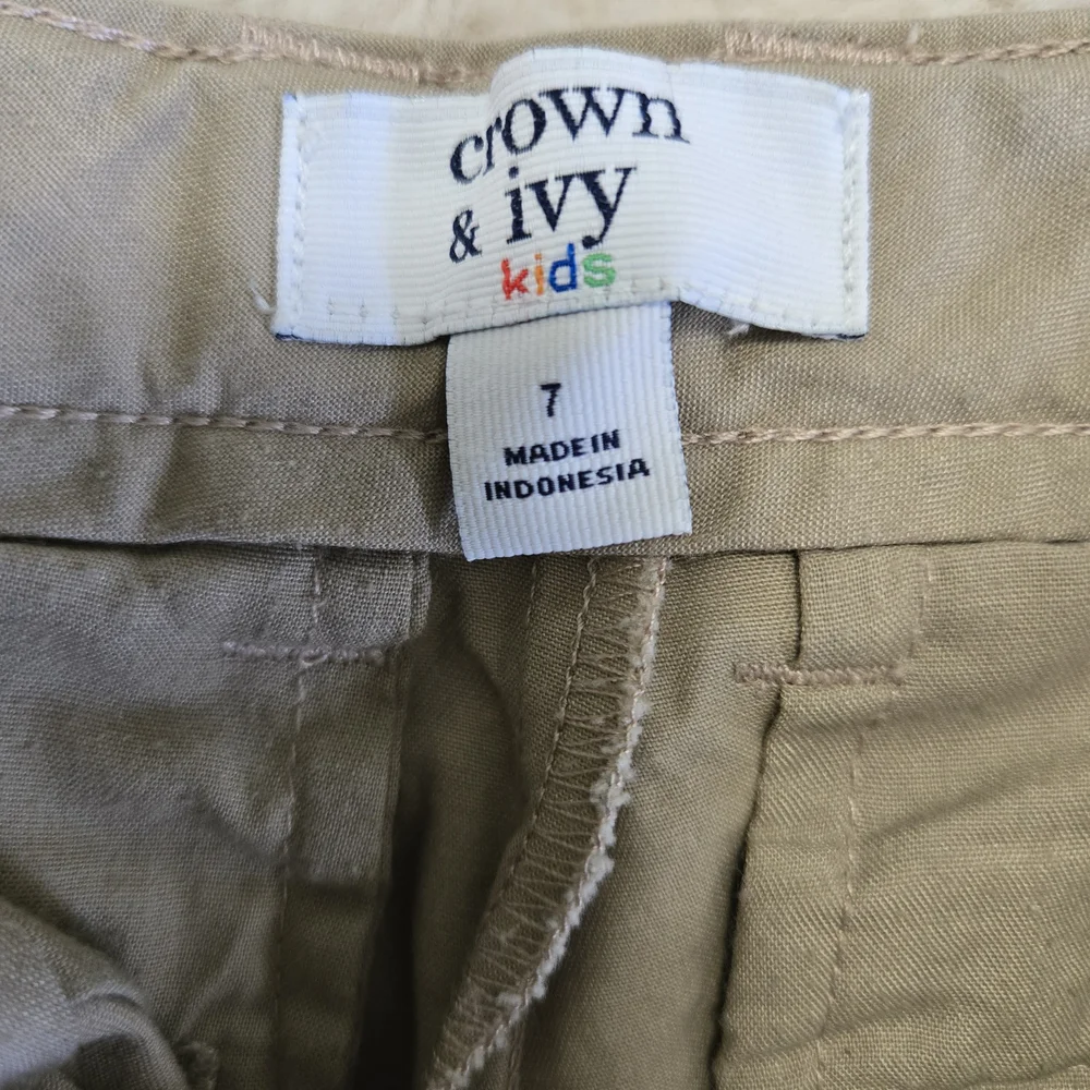 Crown & Ivy Kids Size 7 Tan Shorts